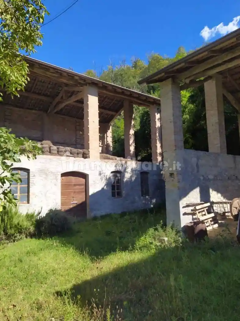 Rustico - Casale in vendita a Montesegale
