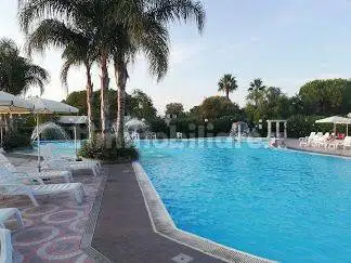 Palazzo - Edificio in vendita a Bernalda