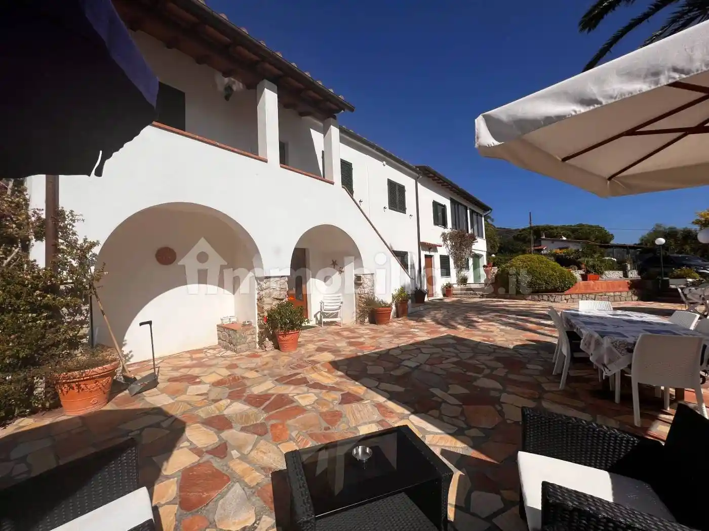 Villa in vendita a Campo nell'Elba