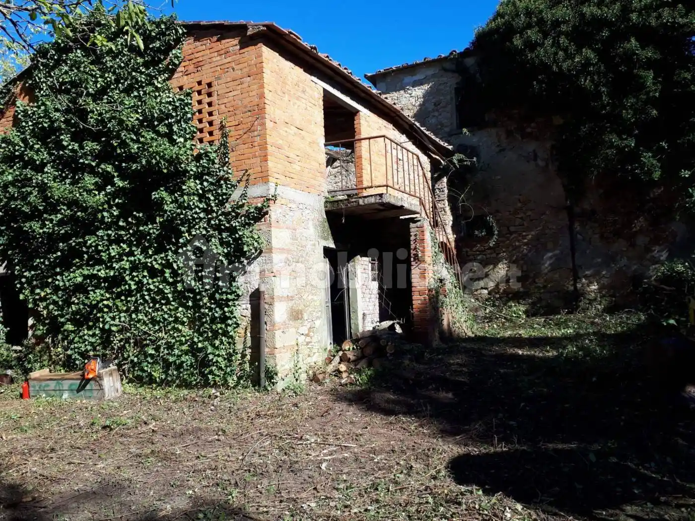 Palazzo - Edificio in vendita a Arezzo