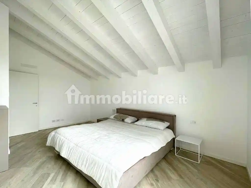 Villa in vendita a Madone