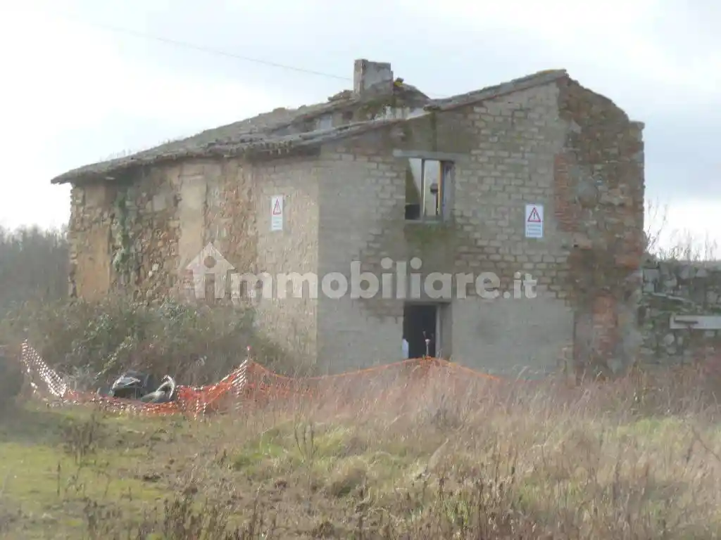 Rustico - Casale in vendita a Città della Pieve