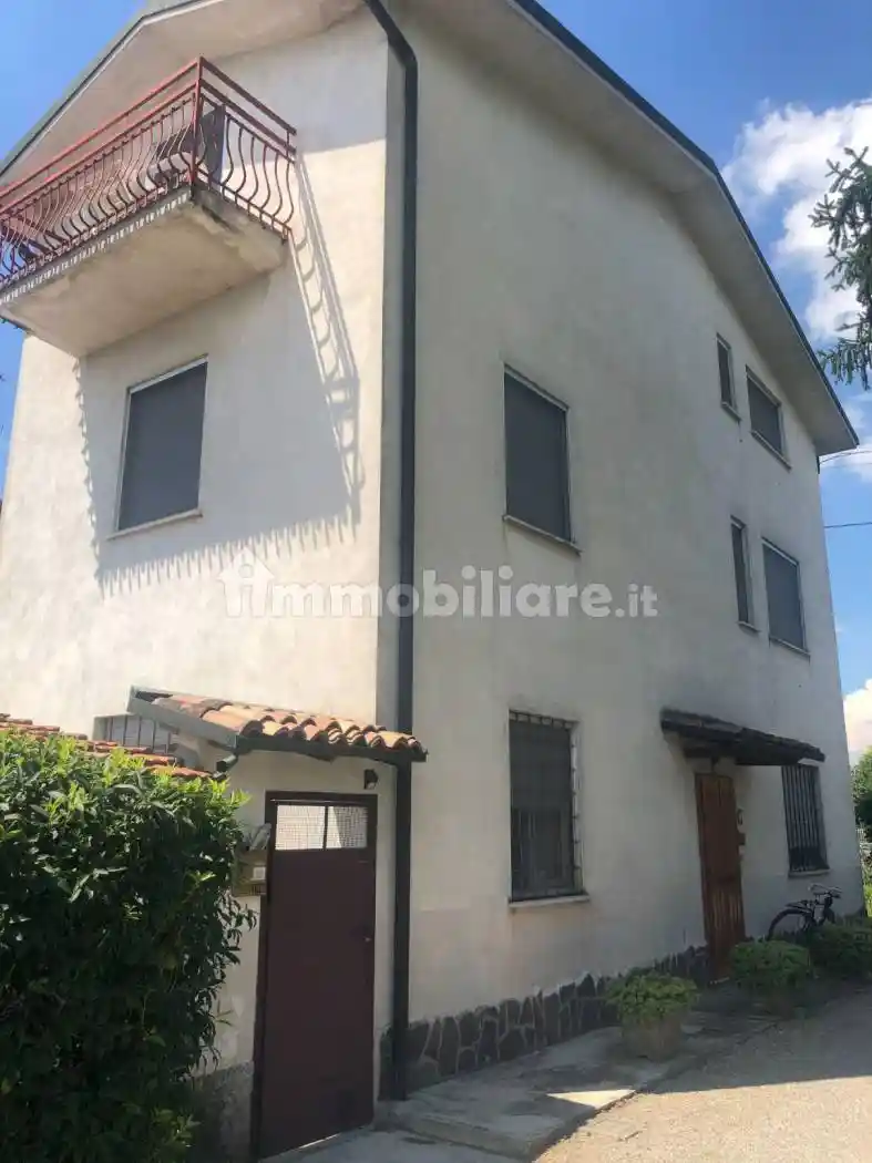 Rustico - Casale in vendita a Crema
