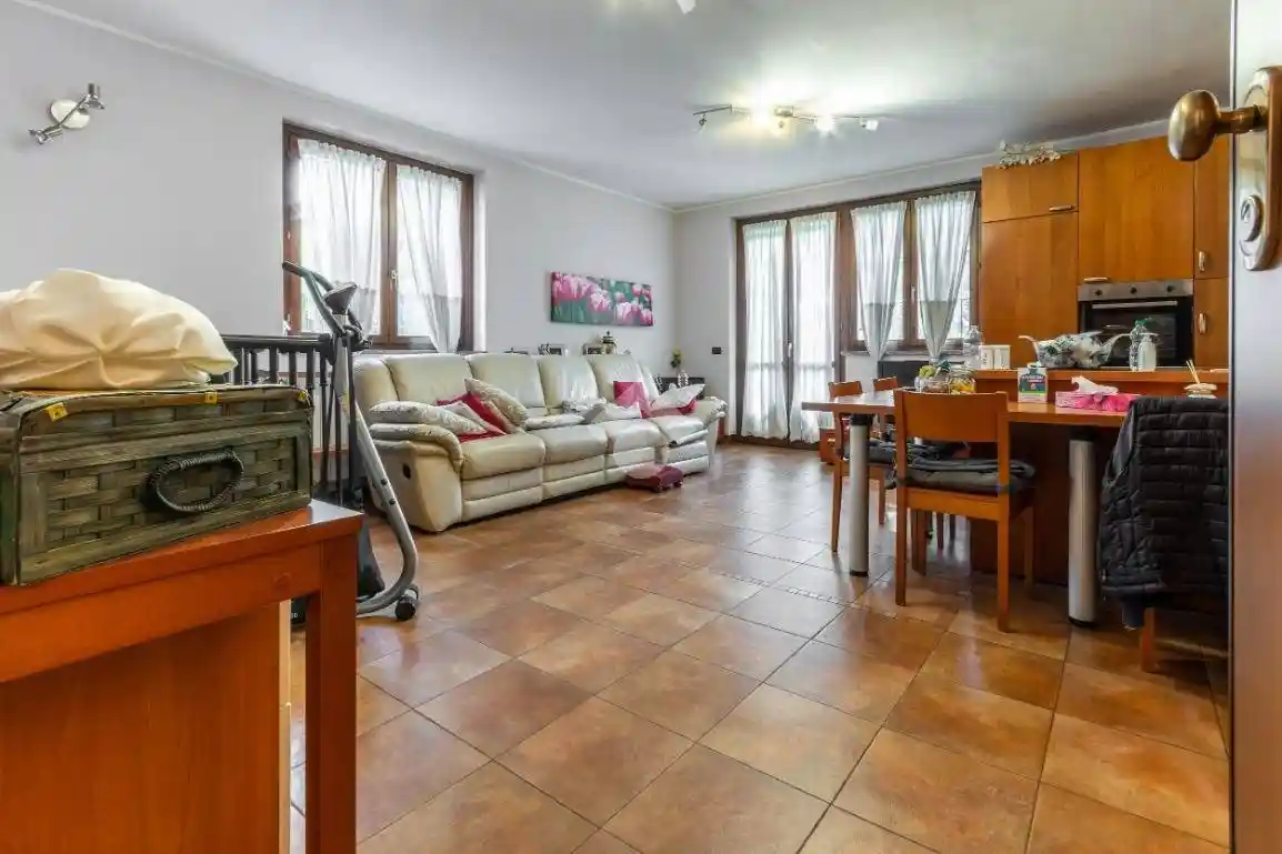 Appartamento in vendita a Trezzano sul Naviglio