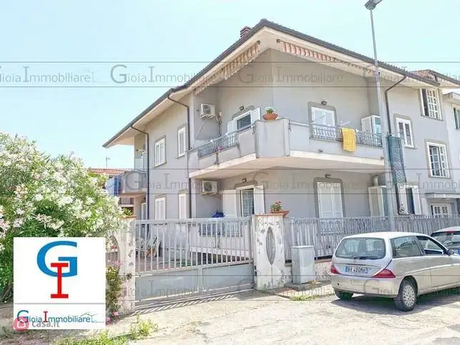 Villa in vendita a Mondragone