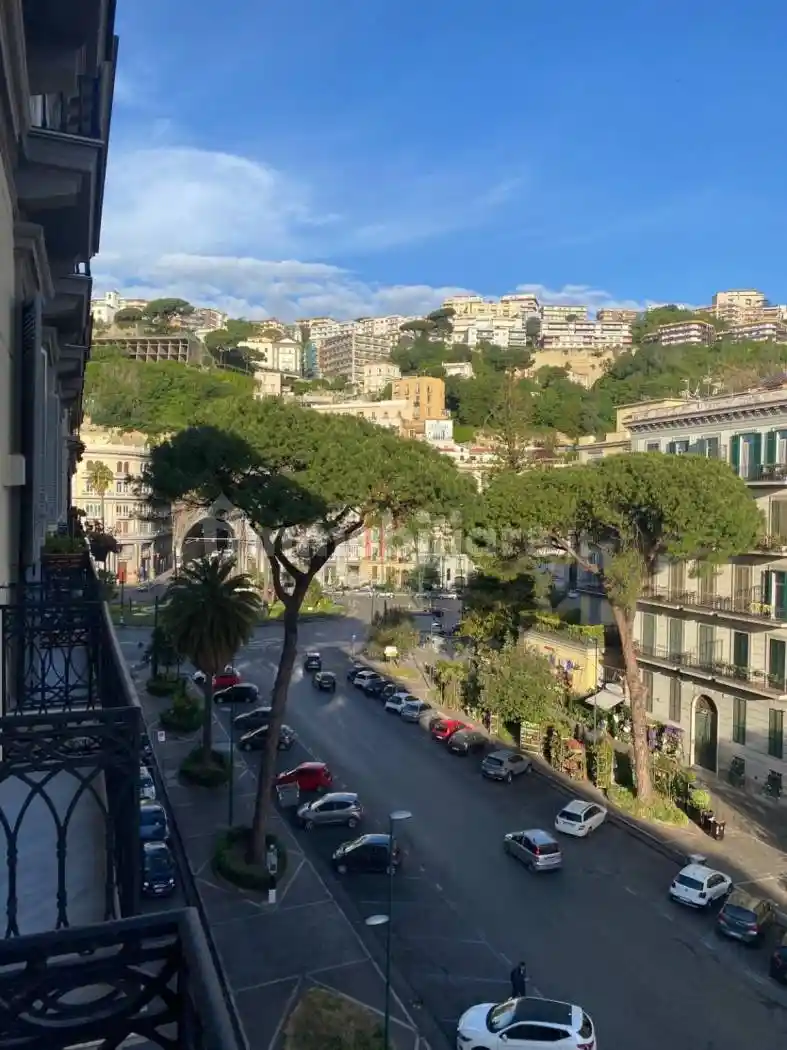 Appartamento in affitto a Napoli