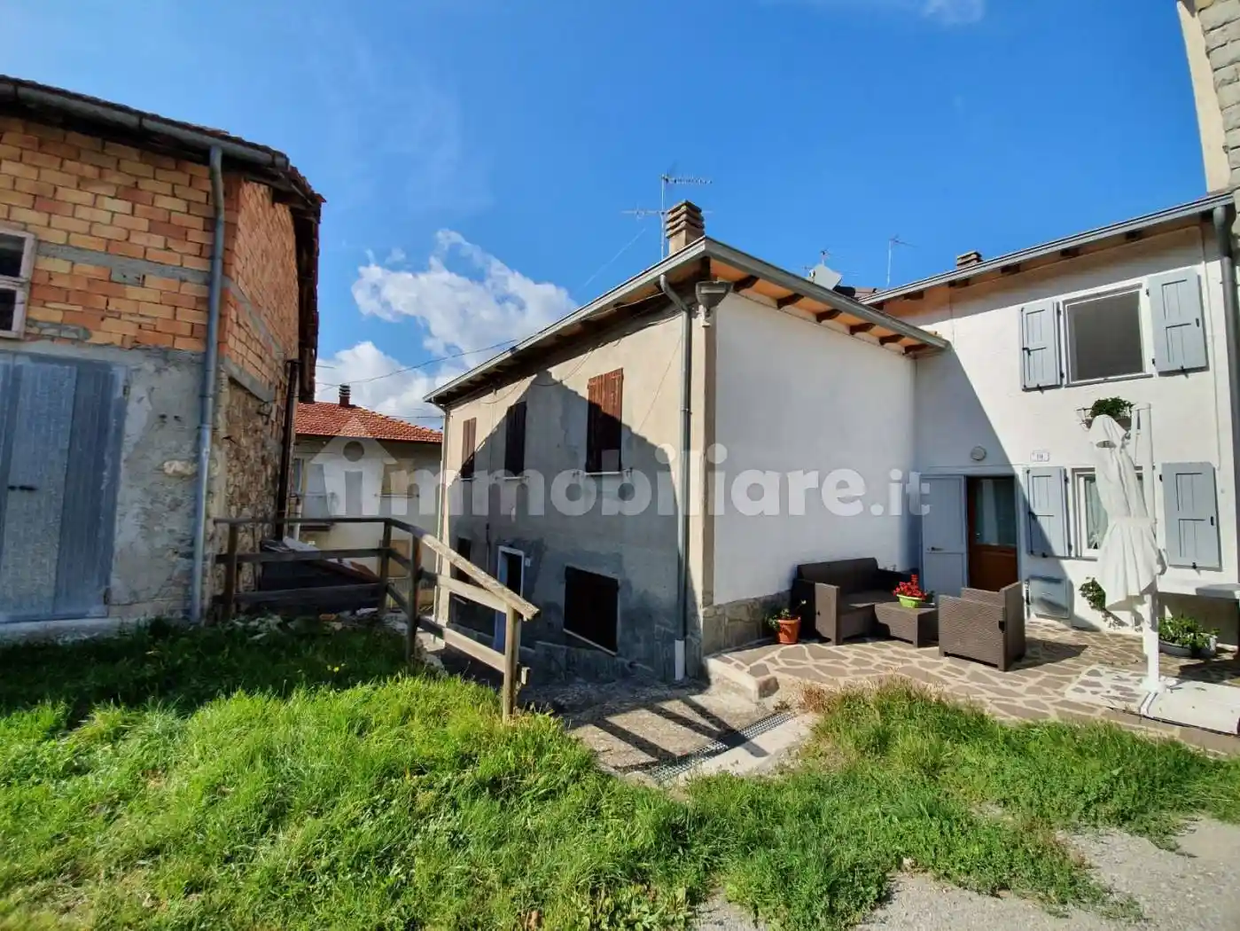 Casa indipendente in vendita a Villa Minozzo