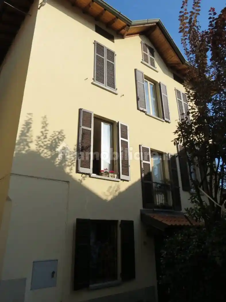 Appartamento in vendita a Cernobbio