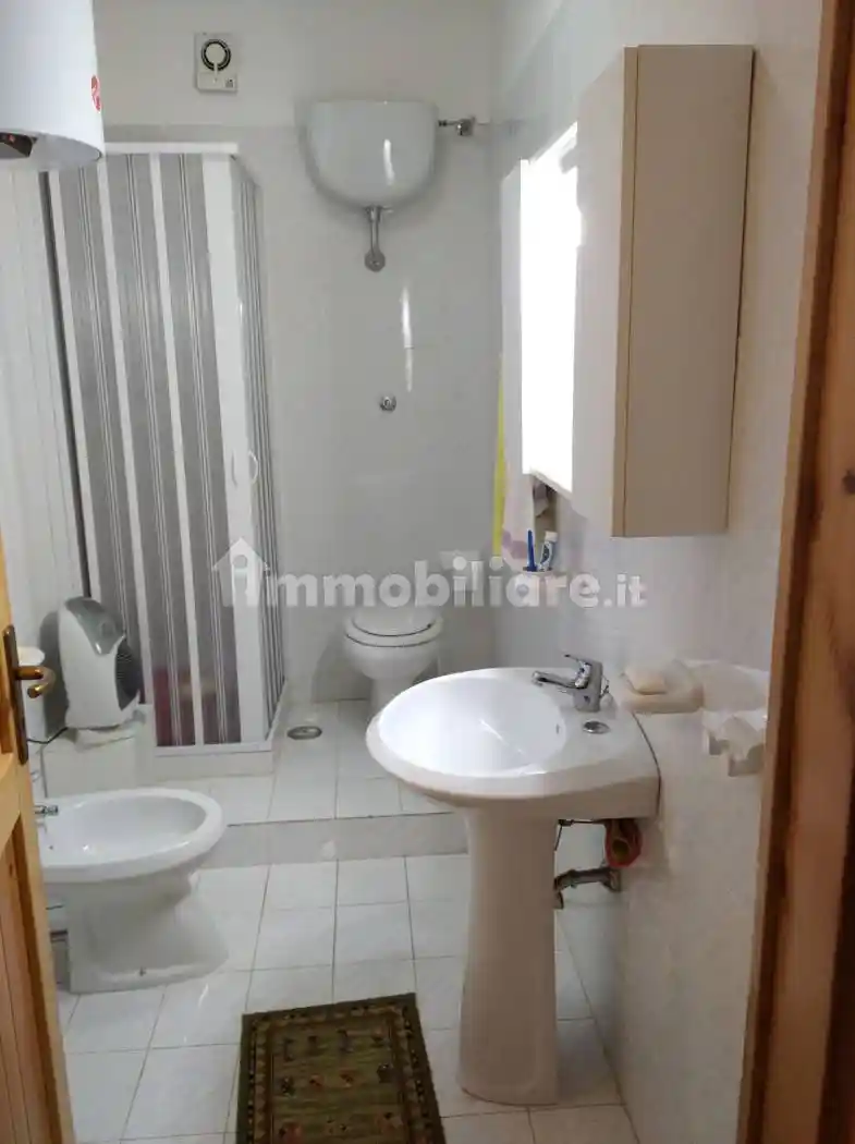 Bilocale via Catanzaro 9, Camigliatello Silano, Spezzano della Sila - foto 4