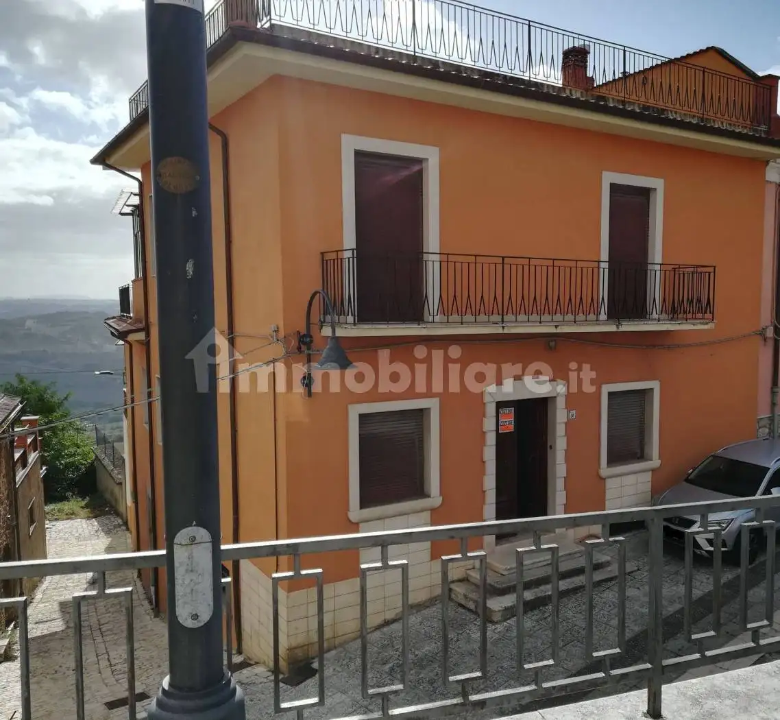 Casa indipendente in vendita a Fragneto l'Abate