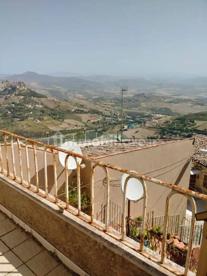 Appartamento in vendita a Enna