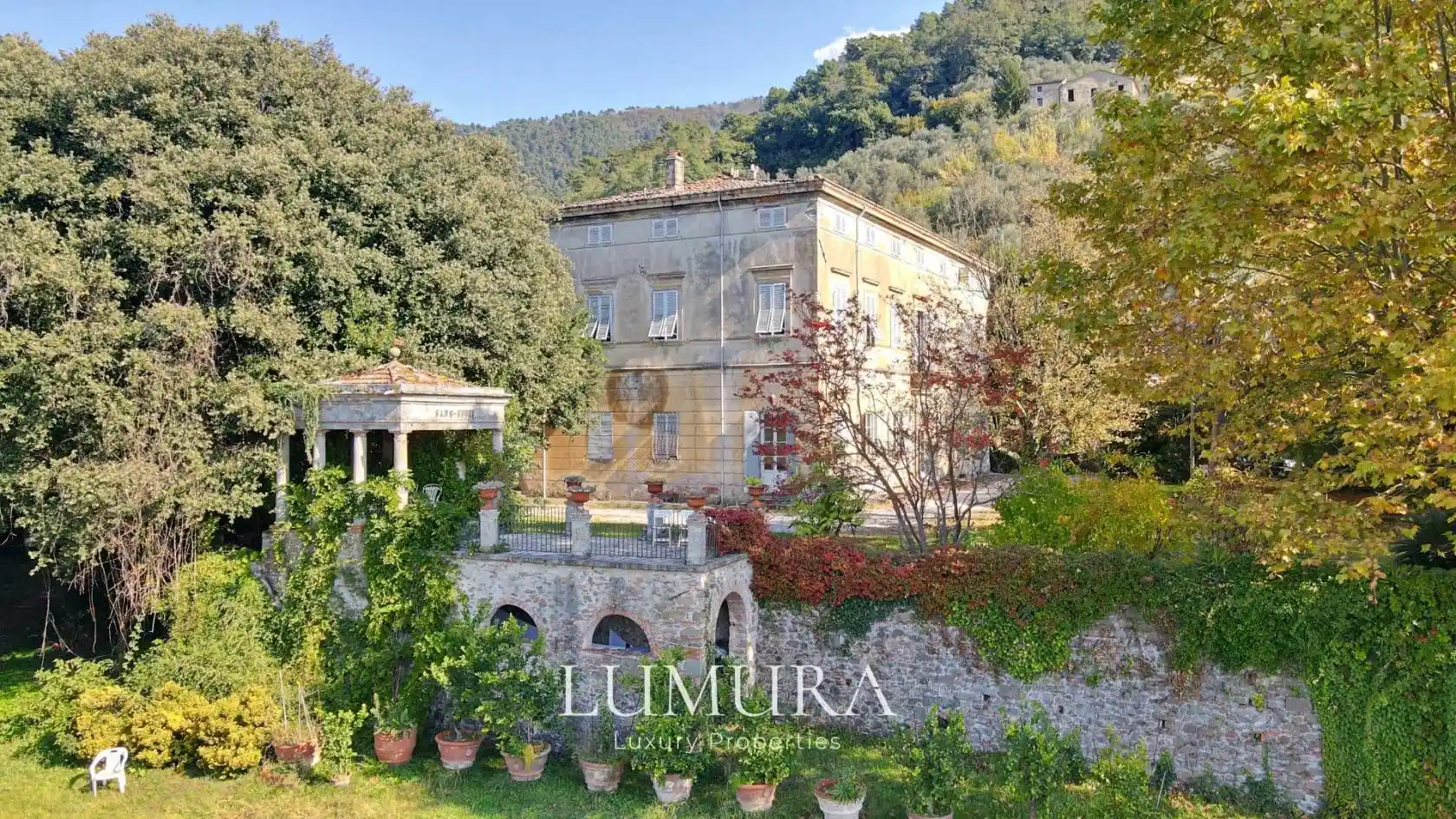Villa in vendita a Lucca