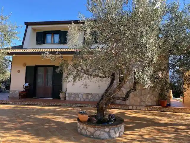 Villa in vendita a Alatri