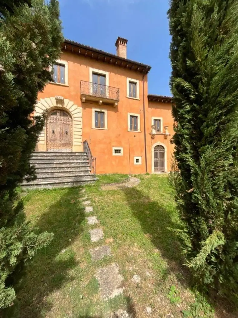 Villa in vendita a San Demetrio Ne' Vestini