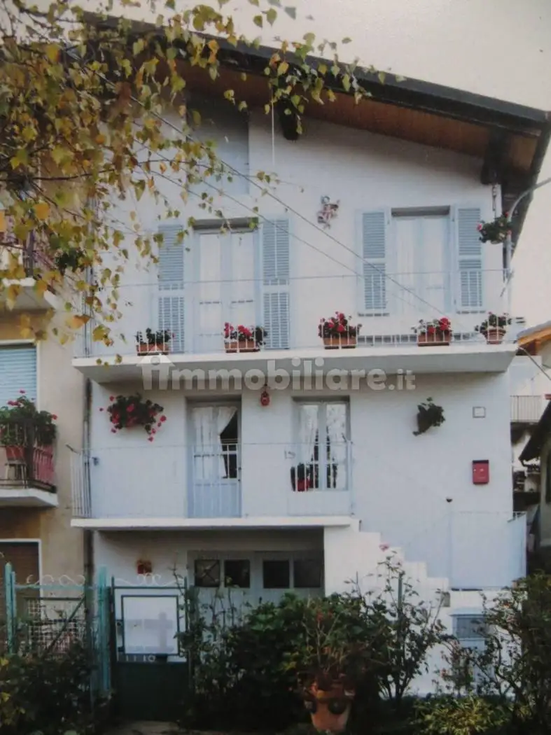 Villa unifamiliare via Sereine 58, Centro, Alpette