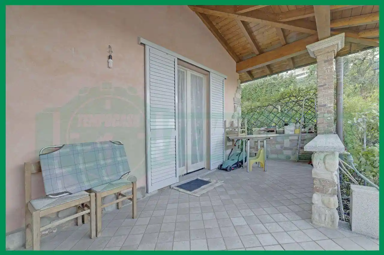 Villa in vendita a Varese