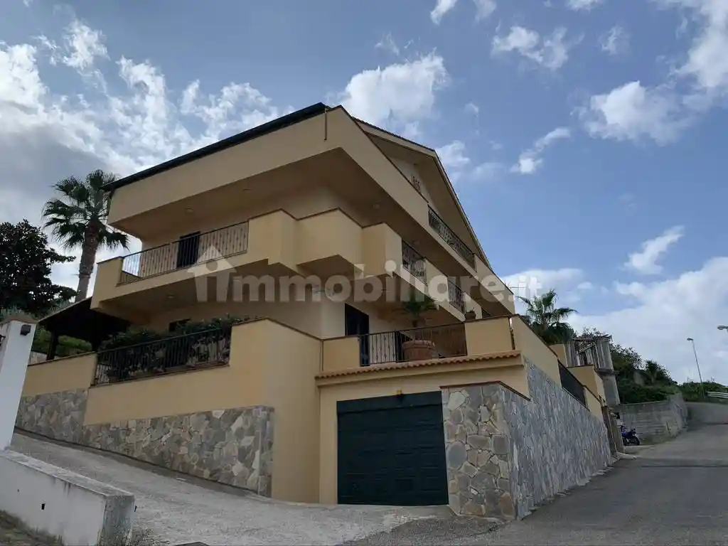 Villa in vendita a Messina