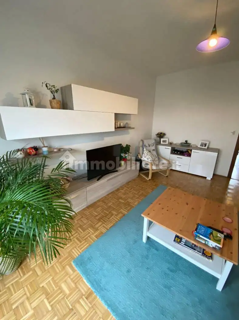 Appartamento in affitto a Adria