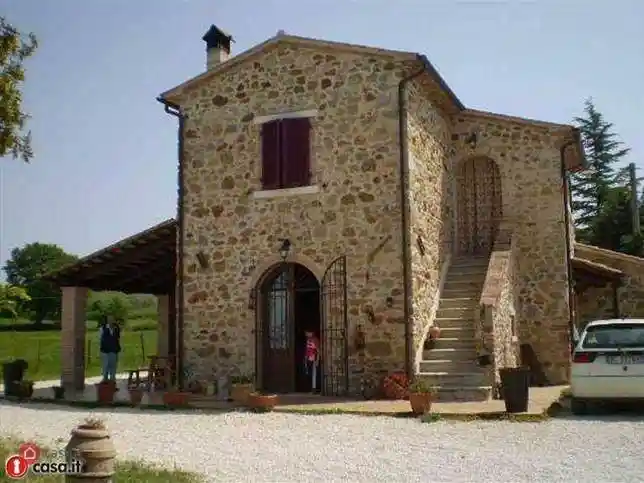Rustico - Casale in vendita a Manciano