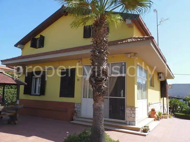 Villa unifamiliare via Rio della Plata, Vaccarizzo, Catania - foto 5