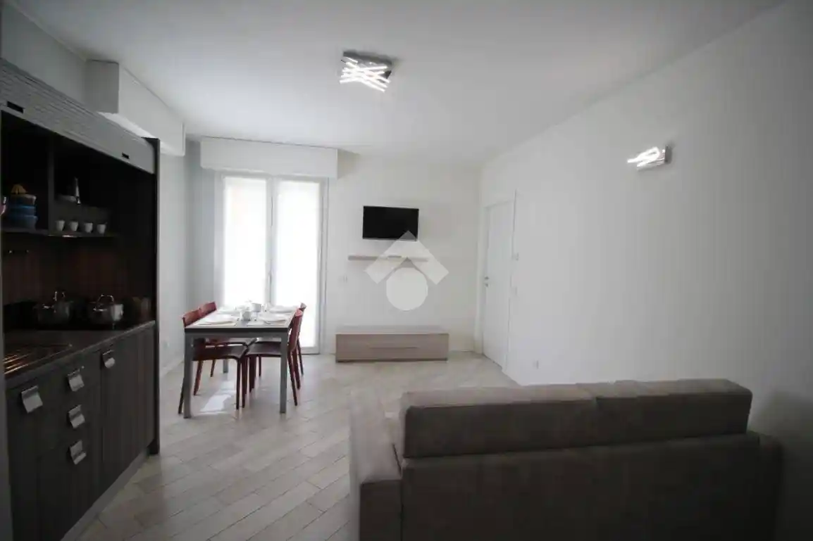 Bilocale via Ernesto Canesi 27, Amati - Stadio, Monza - foto 2