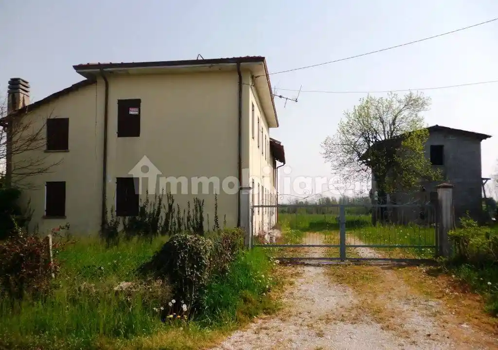 Rustico - Casale in vendita a Brugnera