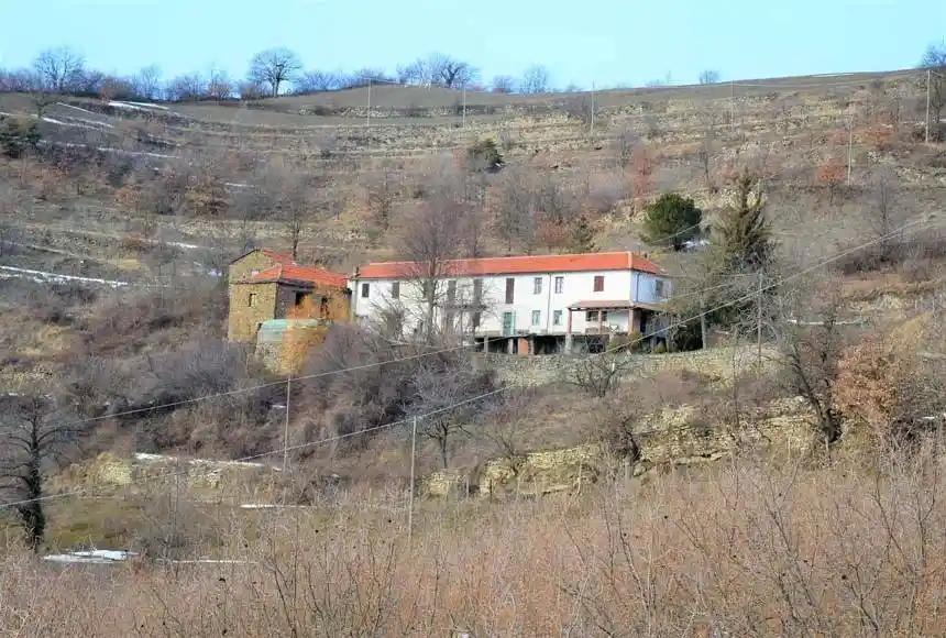 Rustico - Casale in vendita a Serole