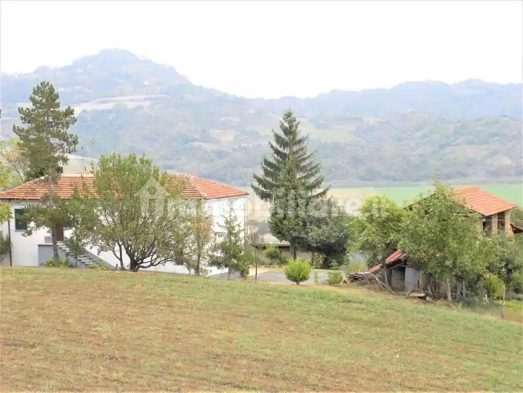 Rustico 400 m², Denice - foto 2