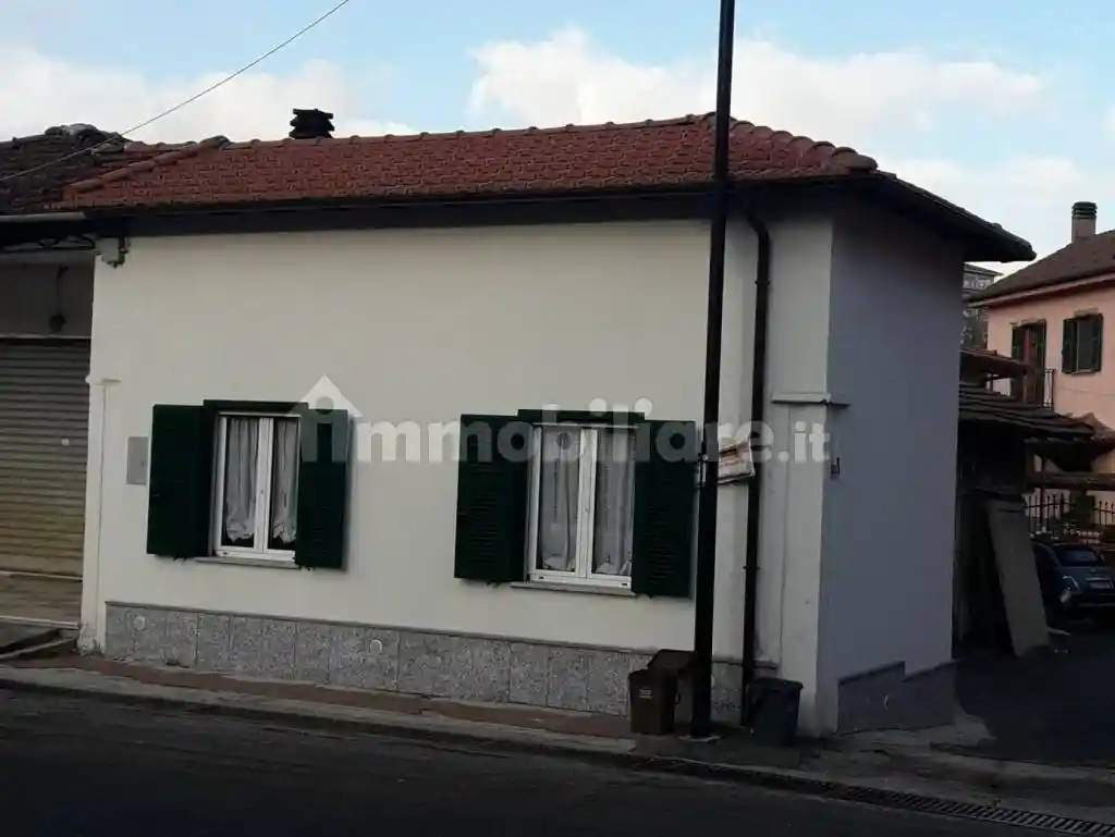 Casa indipendente in vendita a Dego