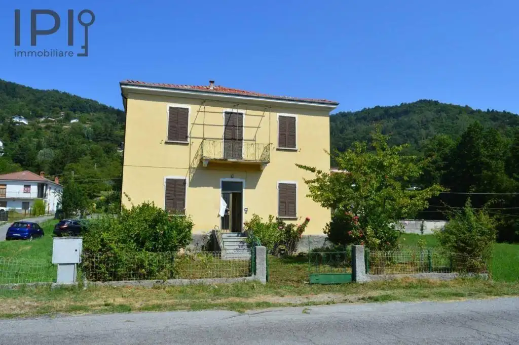 Casa indipendente in vendita a Murialdo