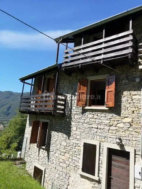 Rustico - Casale in vendita a Corna Imagna