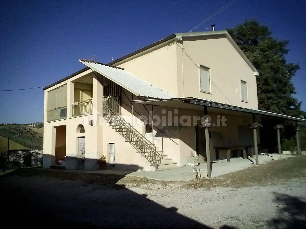 Villa in vendita a Morro d'Oro