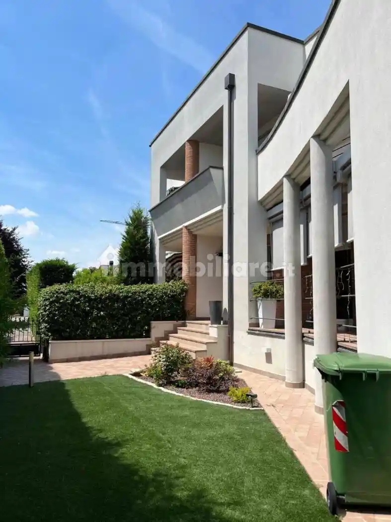 Villa in vendita a Selvazzano Dentro