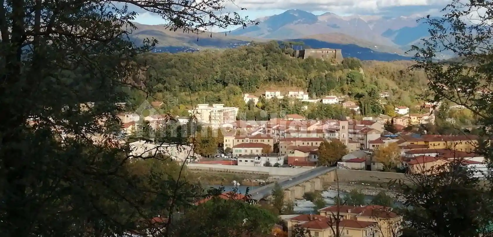 Appartamento in vendita a Podenzana