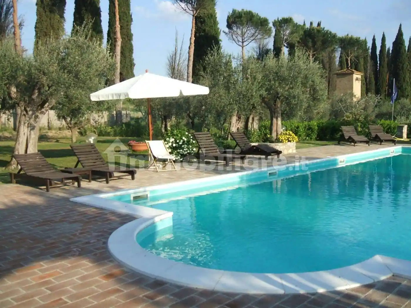 Appartamento in vendita a Passignano sul Trasimeno