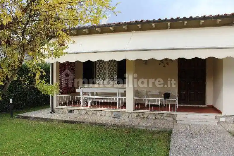 Villa in affitto a Forte dei Marmi