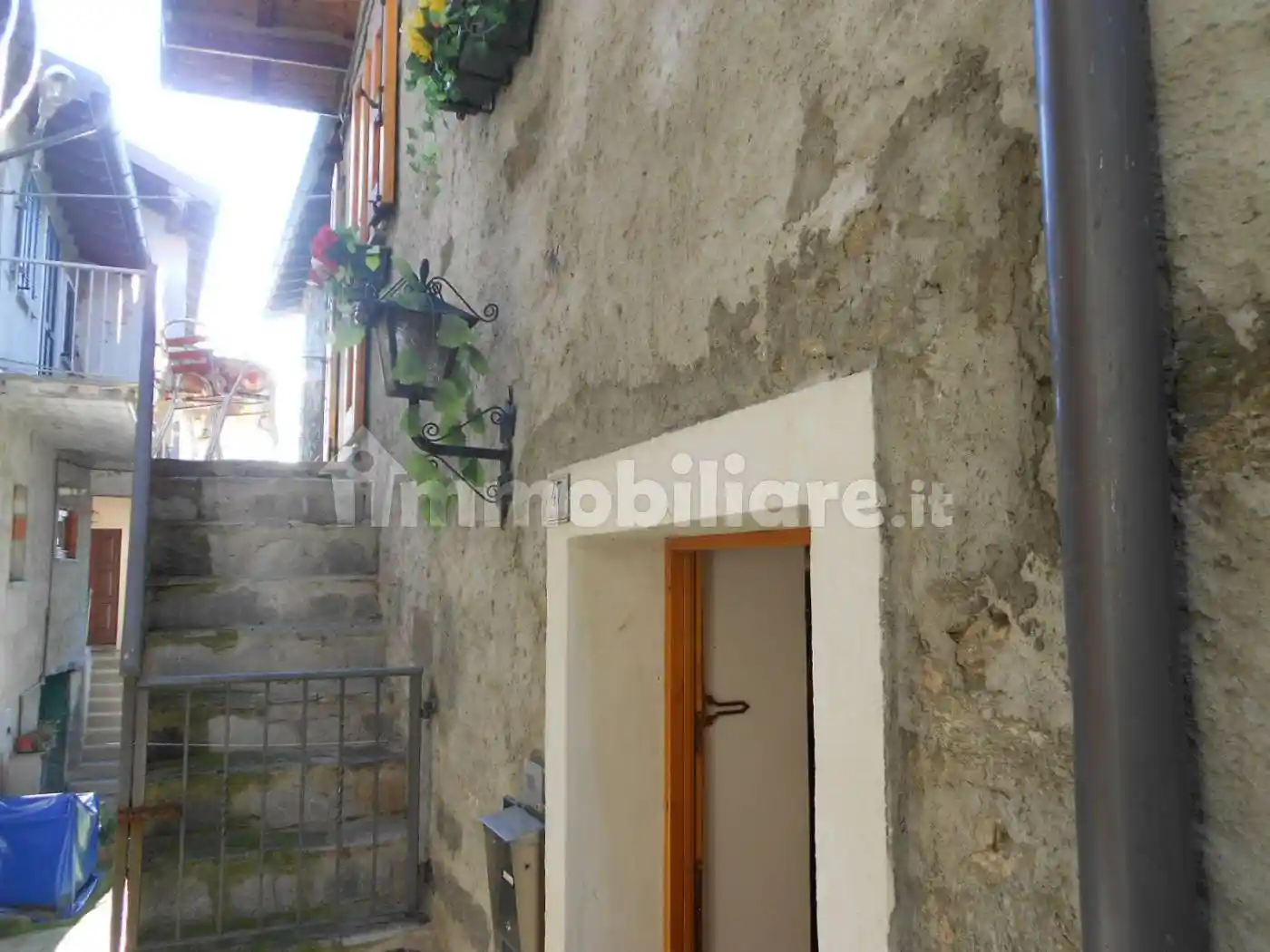 Villa in vendita a Gravedona ed Uniti