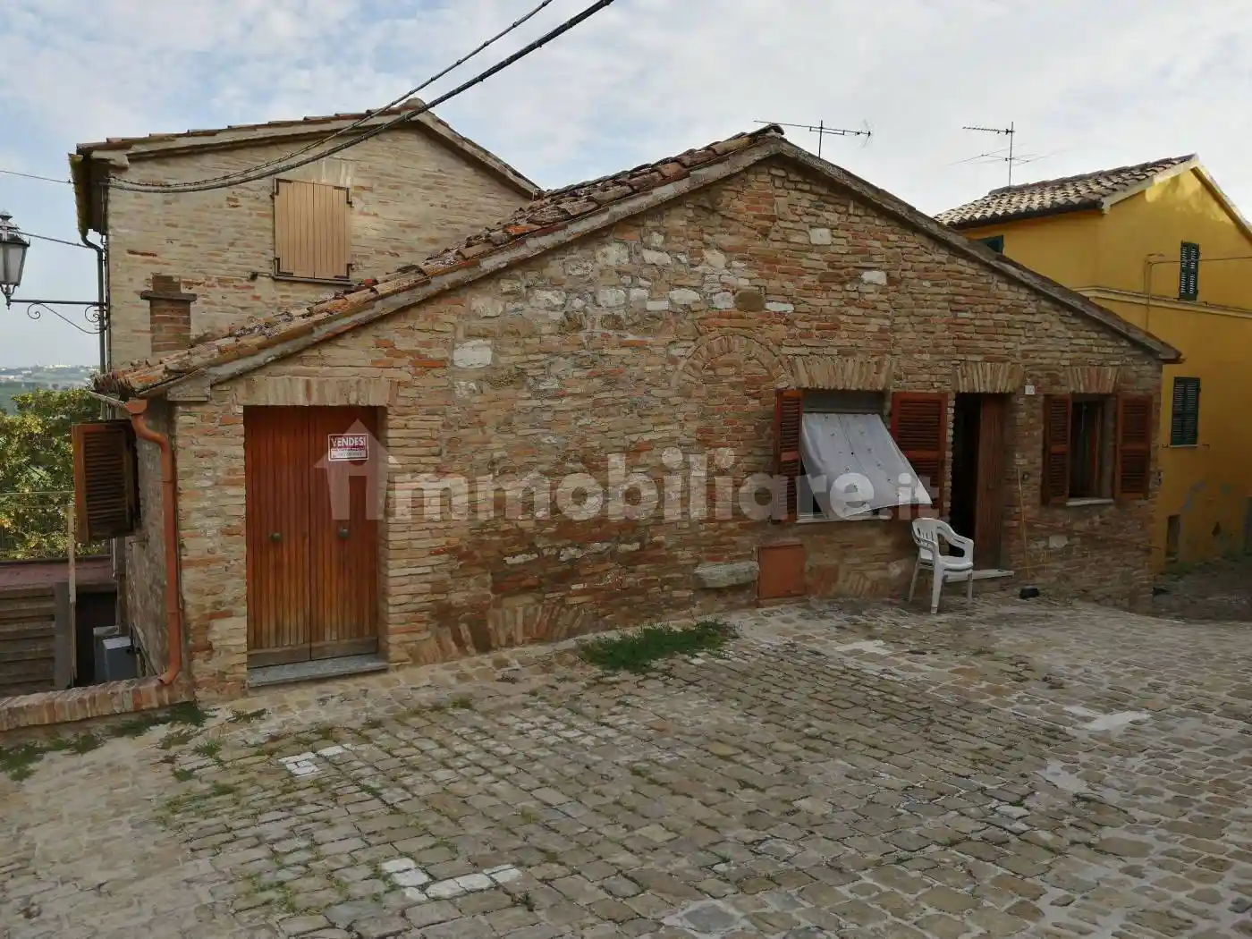 Rustico - Casale in vendita a Castelleone di Suasa