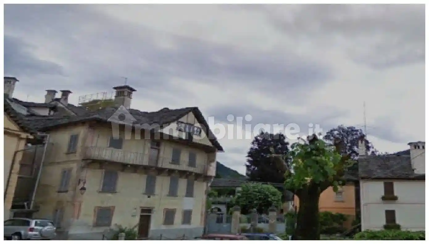 Casa indipendente in vendita a Craveggia