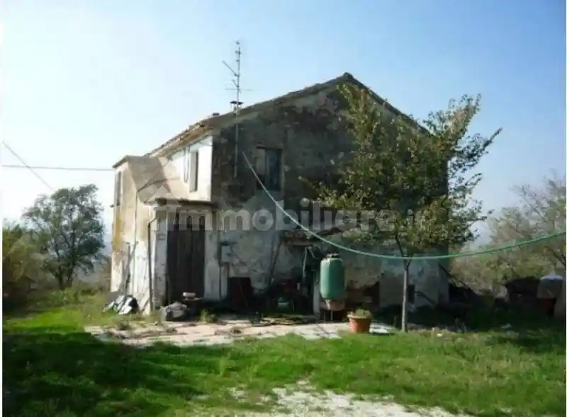 Rustico - Casale in vendita a Belvedere Ostrense