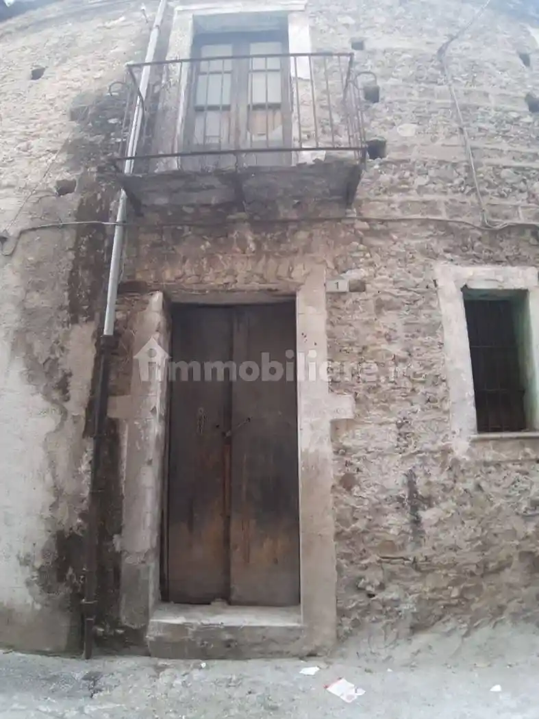 Appartamento in vendita a Petilia Policastro