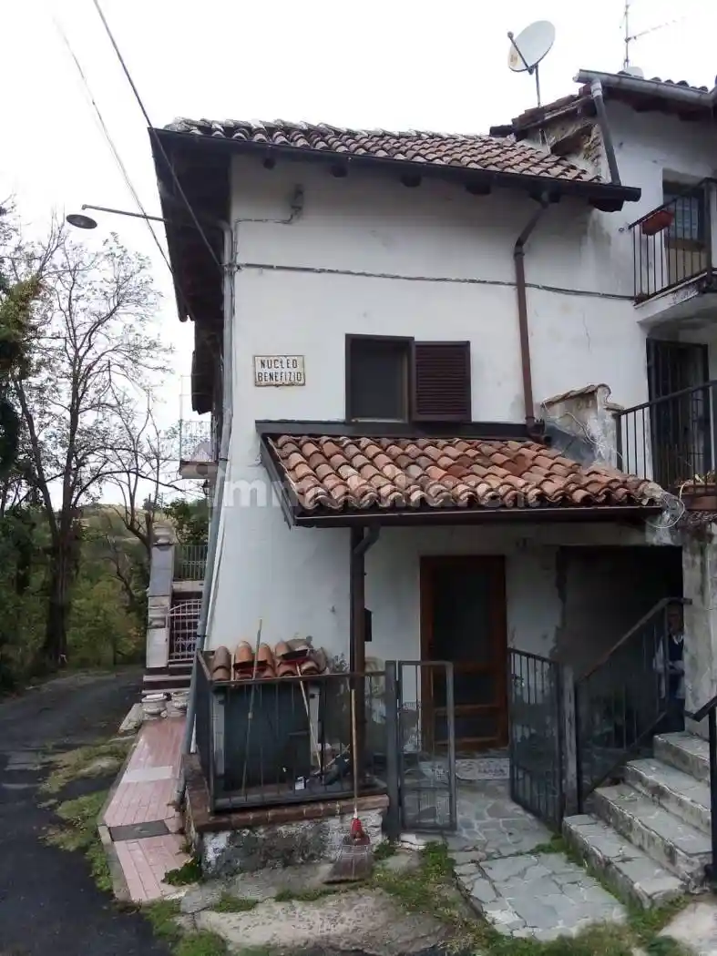 Casa indipendente in vendita a Mornese