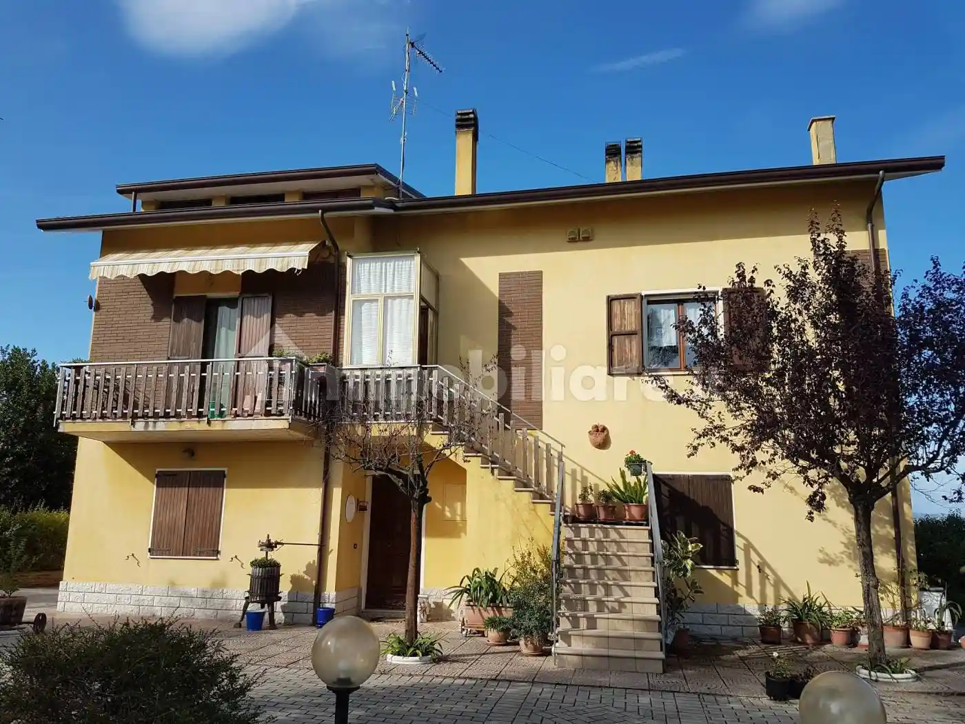Villa in vendita a Montelabbate