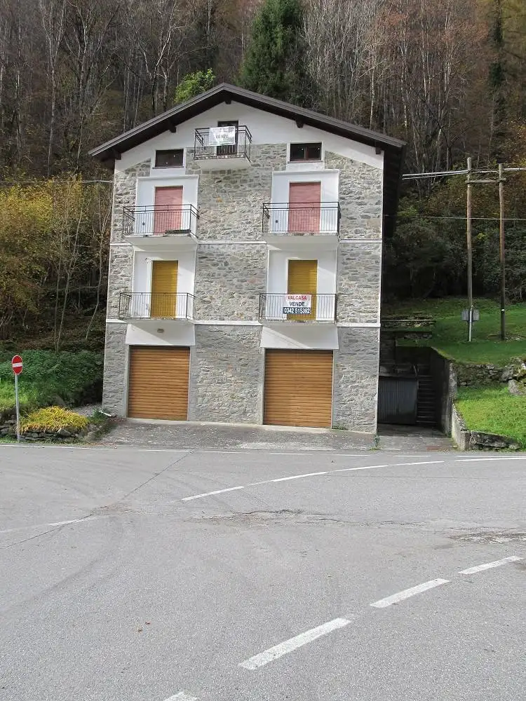 Appartamento in vendita a Torre di Santa Maria