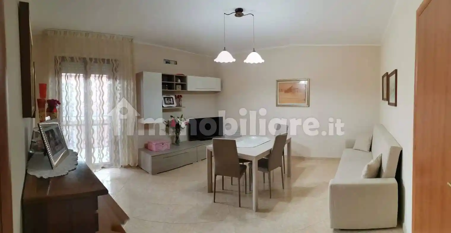 Appartamento in vendita a Lesina