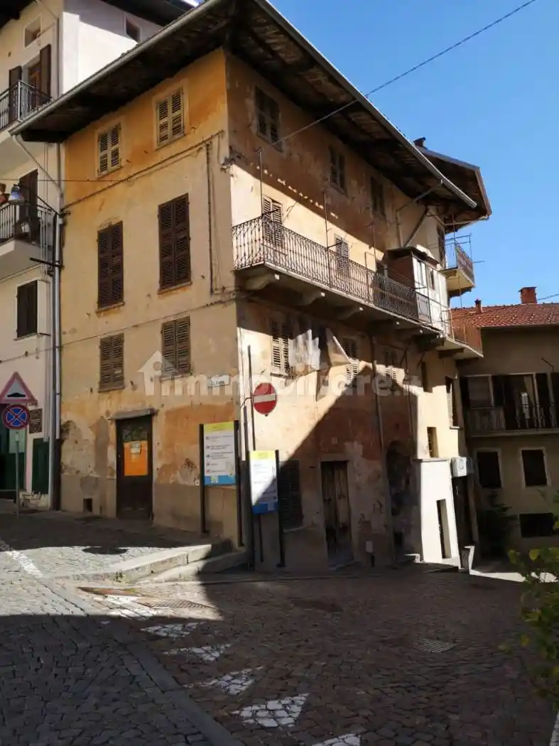 Rustico - Casale in vendita a Valdilana