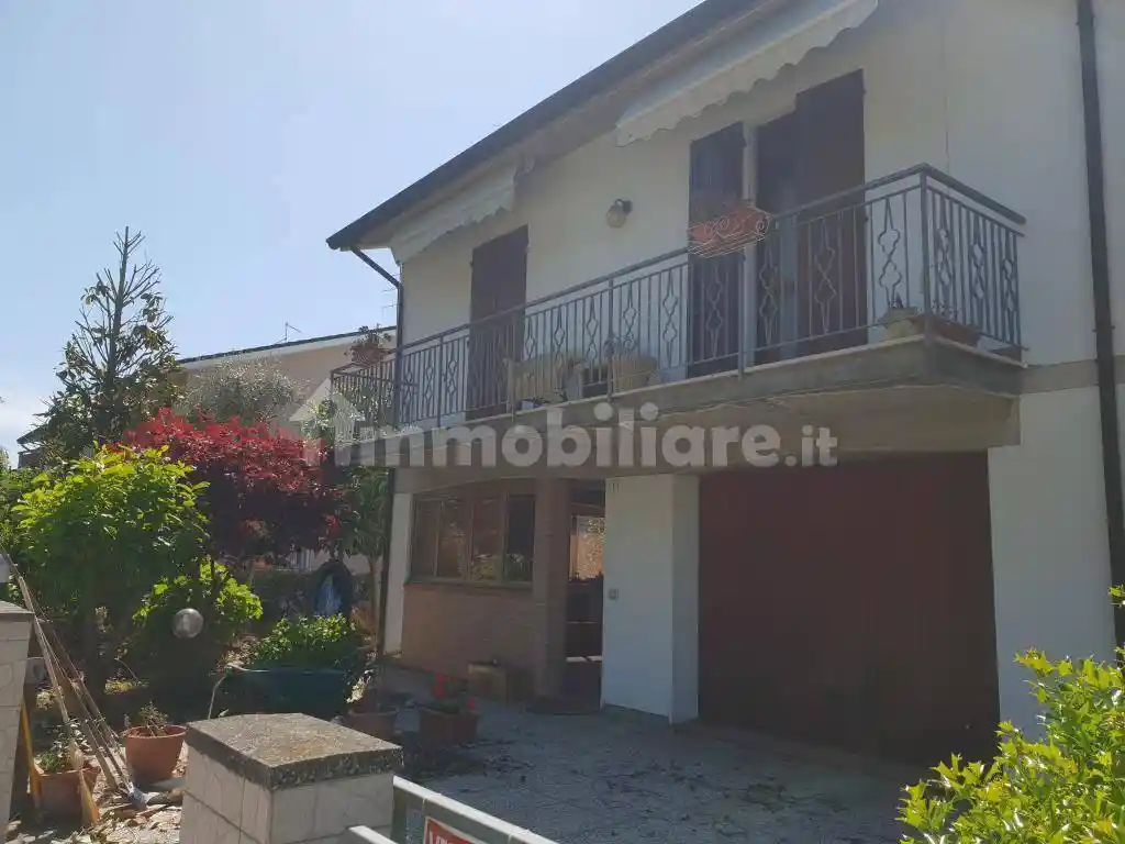 Casa indipendente in vendita a Ravenna