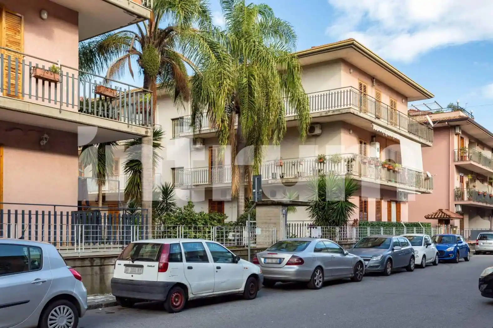 Appartamento in vendita a Aci Catena