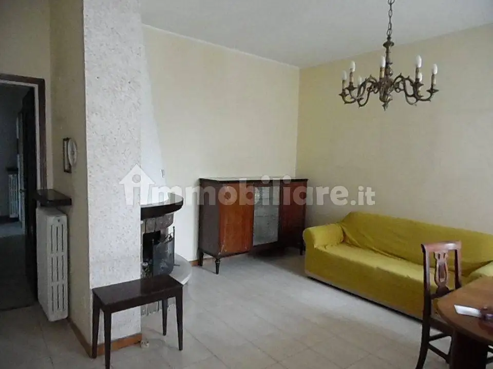Appartamento in vendita a Corno Giovine