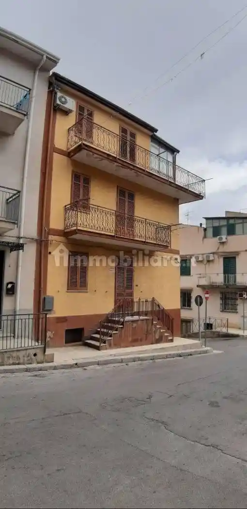 Casa indipendente in vendita a Villafrati
